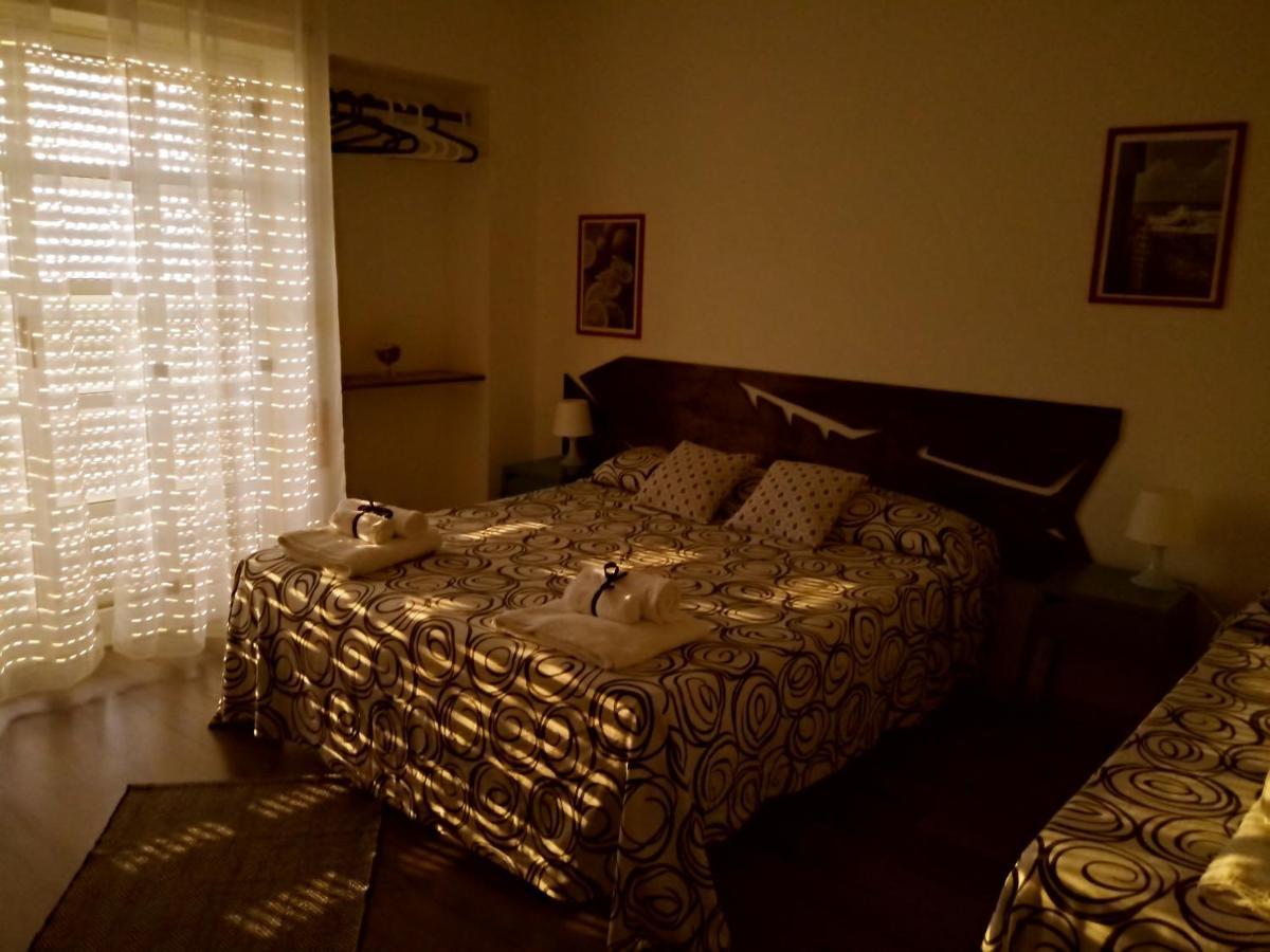 Idria B&B Barcellona-Pozzo di Gotto Exteriör bild