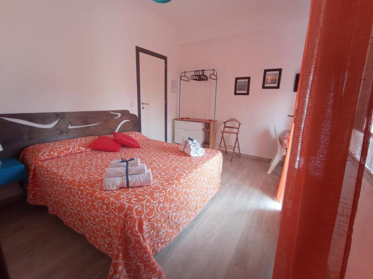 Idria B&B Barcellona-Pozzo di Gotto Exteriör bild