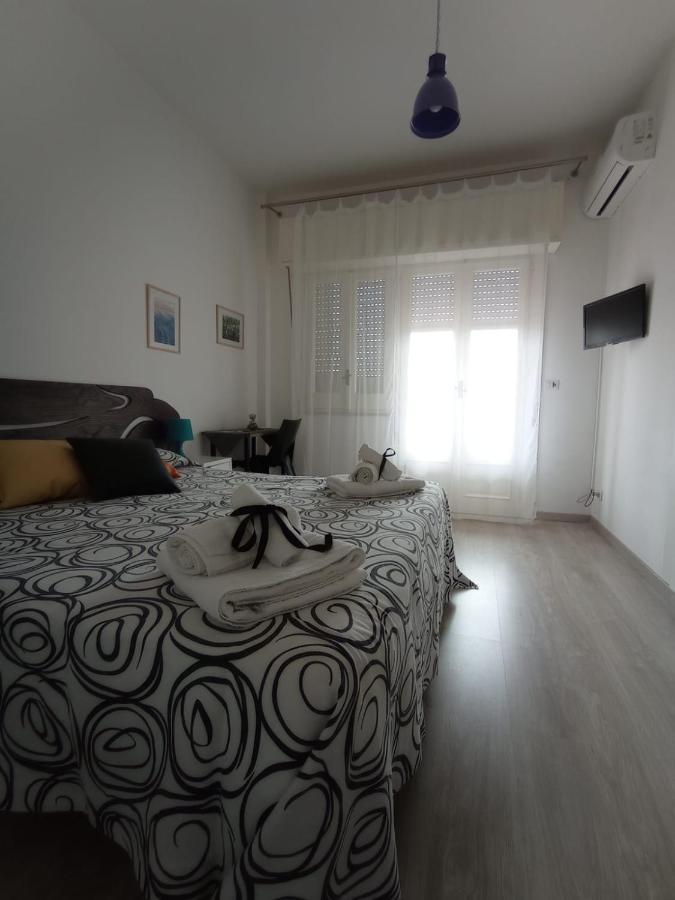 Idria B&B Barcellona-Pozzo di Gotto Exteriör bild
