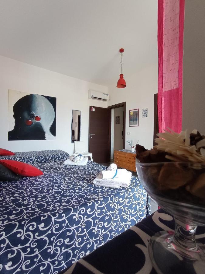 Idria B&B Barcellona-Pozzo di Gotto Exteriör bild